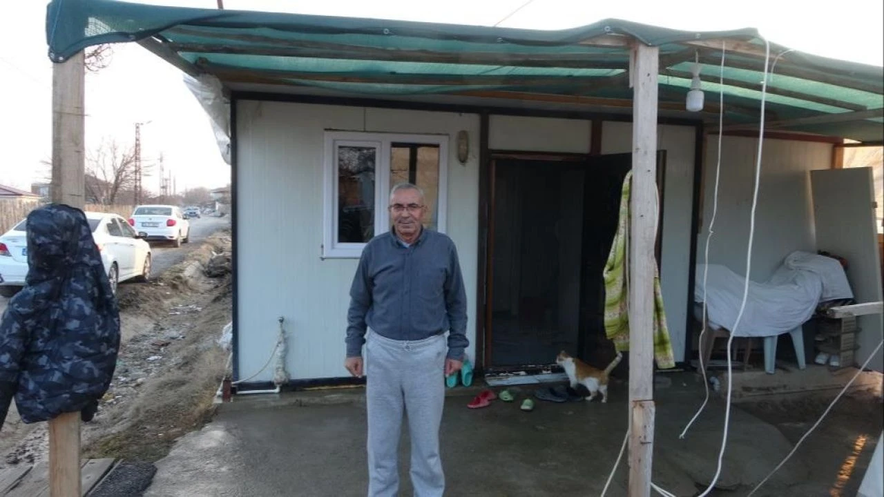 Cumhurbaşkanı Erdoğan'a “Evim yok çadırda kalıyorum” diyen kadının eşi konuştu - 1. Resim