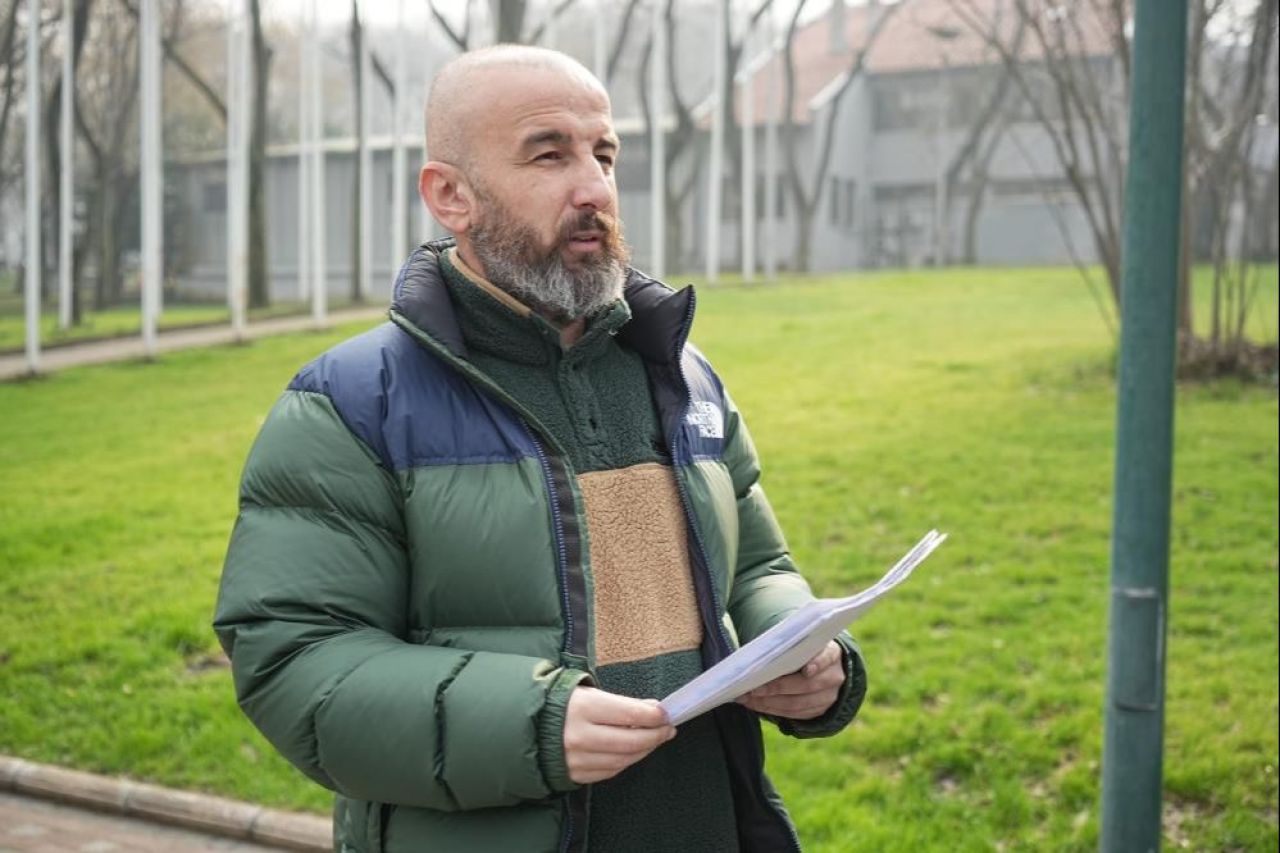 Estetik merkezinde skandal hata! Saç hayaliyle gitti, kulaklarından oldu - 1. Resim