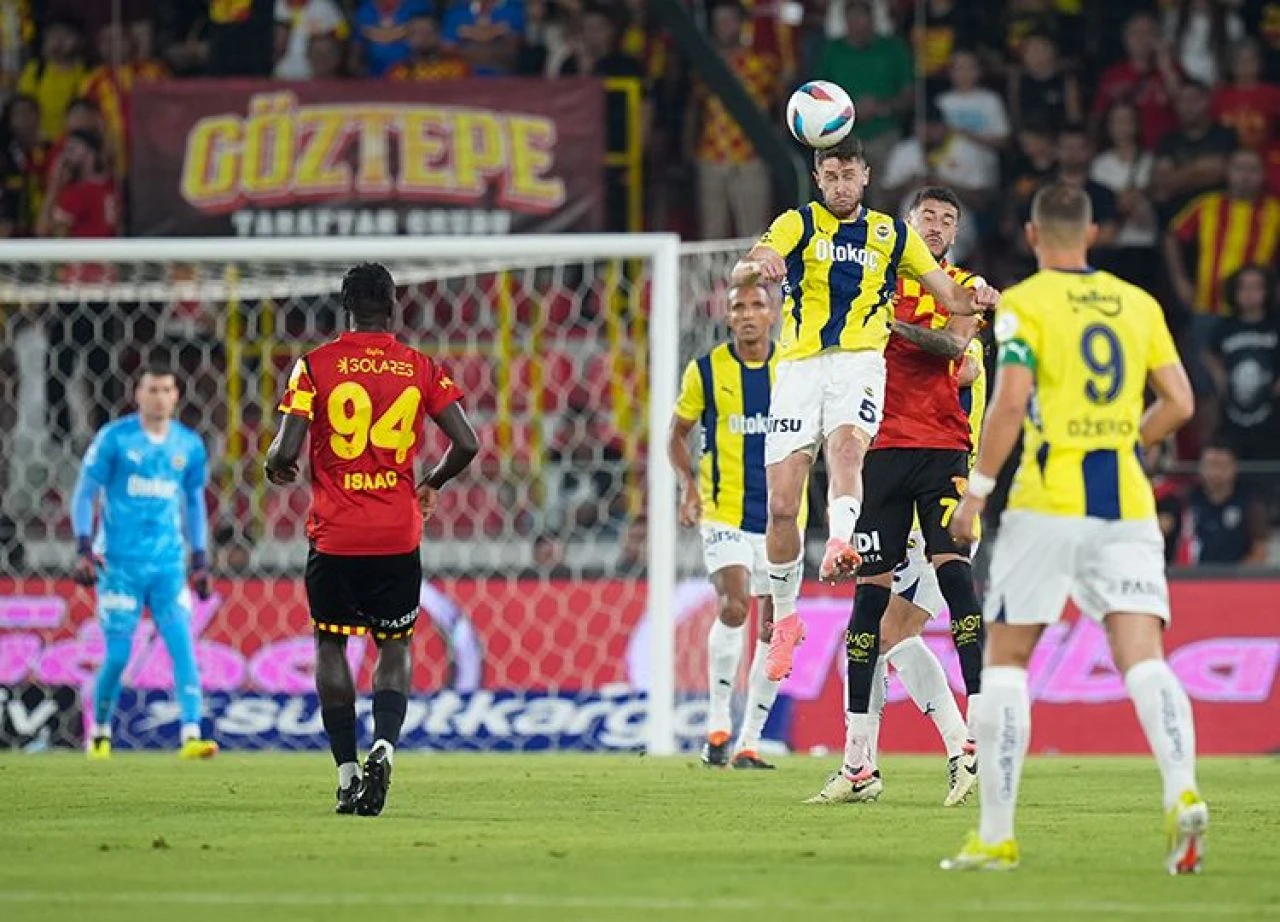 Fenerbahçe-Göztepe maç kadrosu, muhtemel ilk 11'i belli oldu! Mourinho dizilimini bulmuş olabilir - 4. Resim