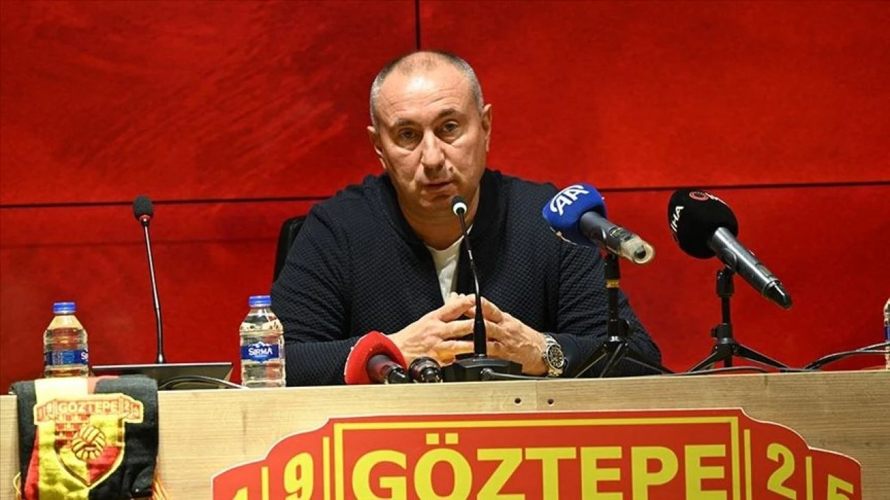 Göztepe teknik direktörü kim? Stanimir Stoilov'un İzmir ekibi ile 2026'ya kadar sözleşmesi bulunuyor