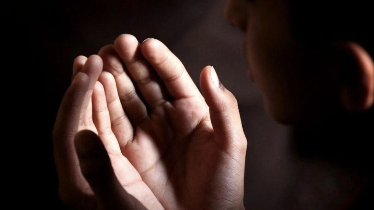 Miraç Kandili nedir? Miraç Kandili’nin anlamı ve fazileti araştırılıyor