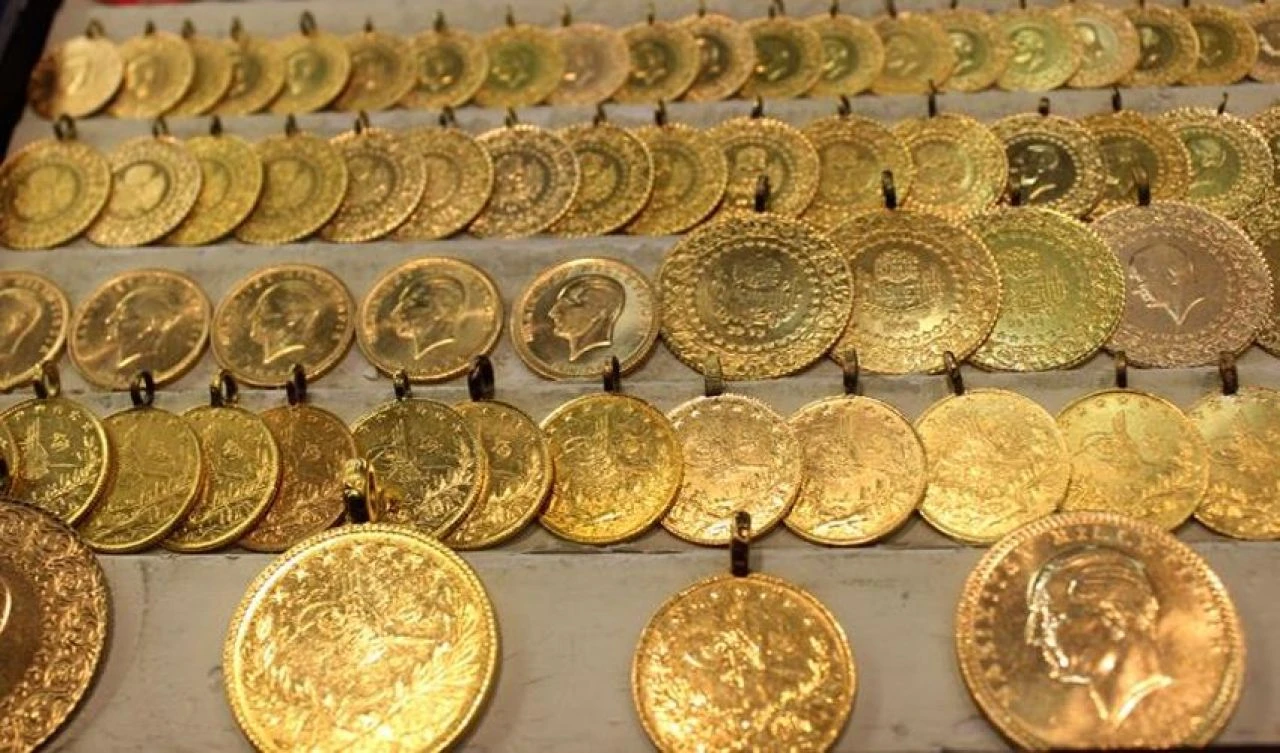 Altın fiyatlarında hareketlilik sürüyor! İşte 27 Ocak 2025 gram altın, çeyrek altın fiyatları