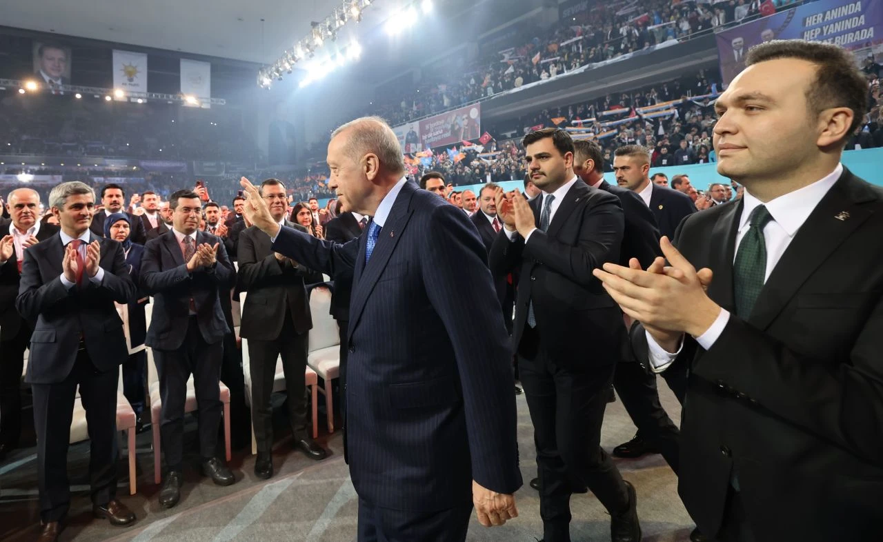 Bolu'daki yangında hayatını kaybedenlerin aileleriyle dalga geçmişlerdi! Cumhurbaşkanı Erdoğan: Bu gençlik o gençlik değil - 1. Resim