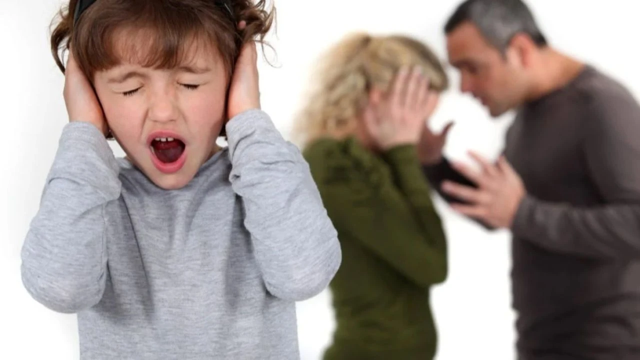 Boşanmanın çocuklardaki inanılmaz etkisi! Yıllar sonra felç ediyor - 1. Resim