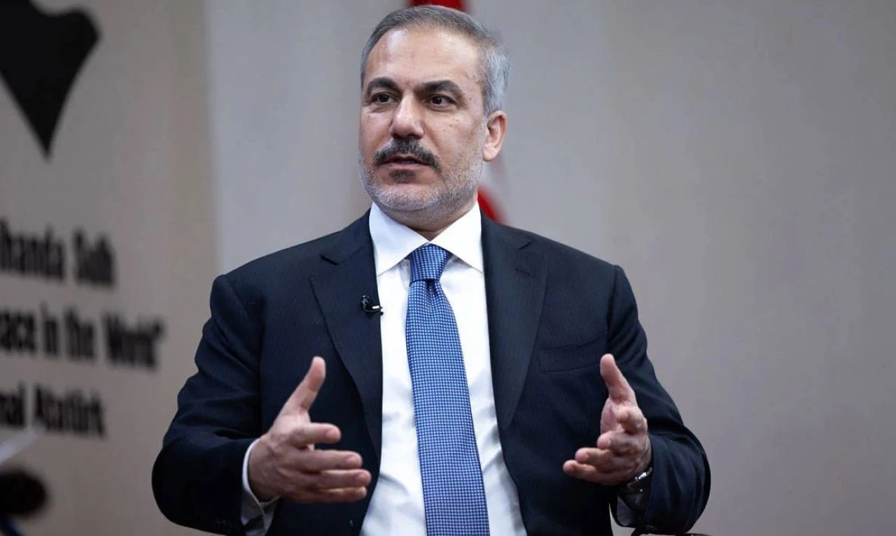 Dışişleri Bakanı Hakan Fidan'dan Suriye'deki silahlı gruplara çağrı: Gidin milli orduya katılın - 3. Resim