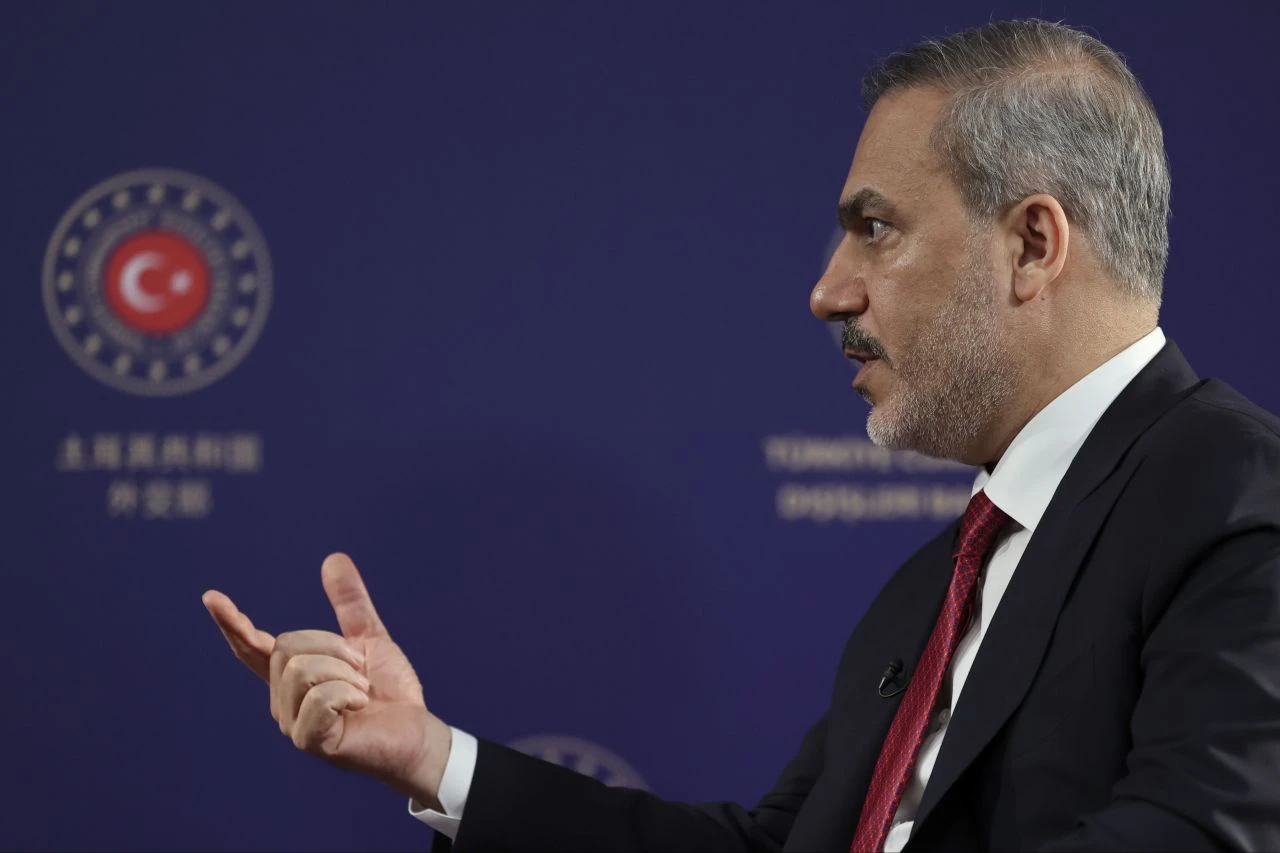 Dışişleri Bakanı Hakan Fidan'dan Suriye'deki silahlı gruplara çağrı: Gidin milli orduya katılın - 15. Resim