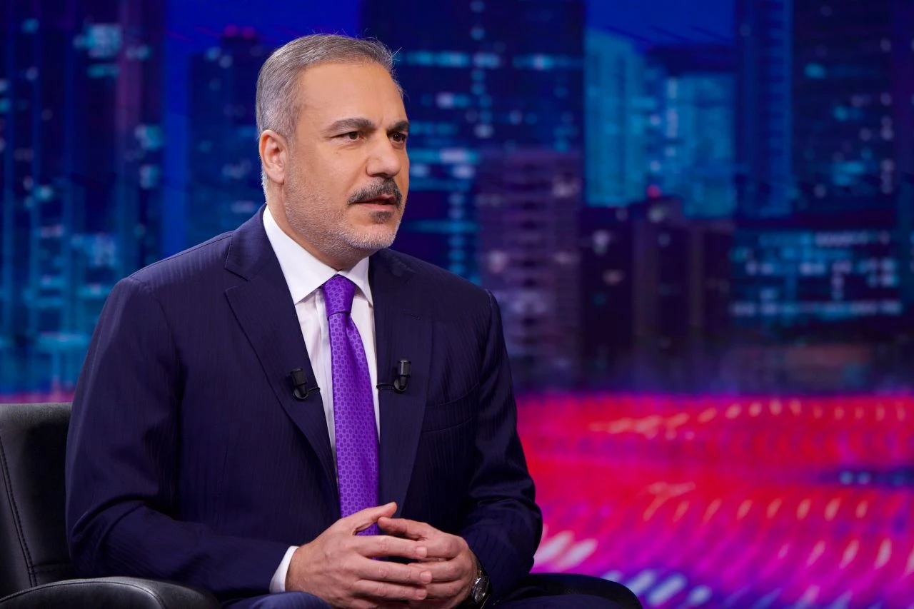 Dışişleri Bakanı Hakan Fidan'dan Suriye'deki silahlı gruplara çağrı: Gidin milli orduya katılın - 13. Resim