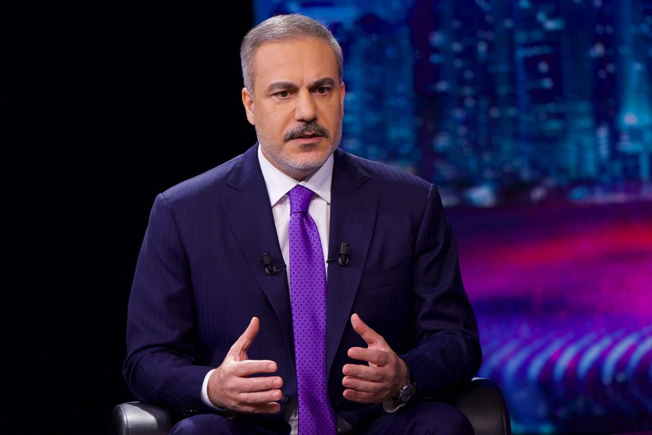 Dışişleri Bakanı Hakan Fidan'dan Suriye'deki silahlı gruplara çağrı: Gidin milli orduya katılın - 14. Resim