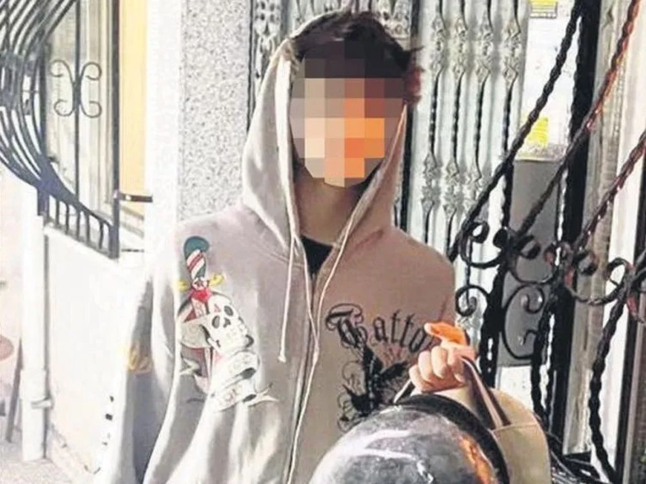 Kadıköy bit pazarında korkunç olay! İtalyan şef Andrea Minguzzi'nin oğluna bıçaklı saldırı - 2. Resim