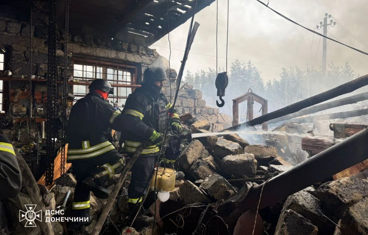 Ukrayna'da iki kritik nokta Ruslara geçti! Bayrak dikip görüntüleri paylaştılar - 2. Resim