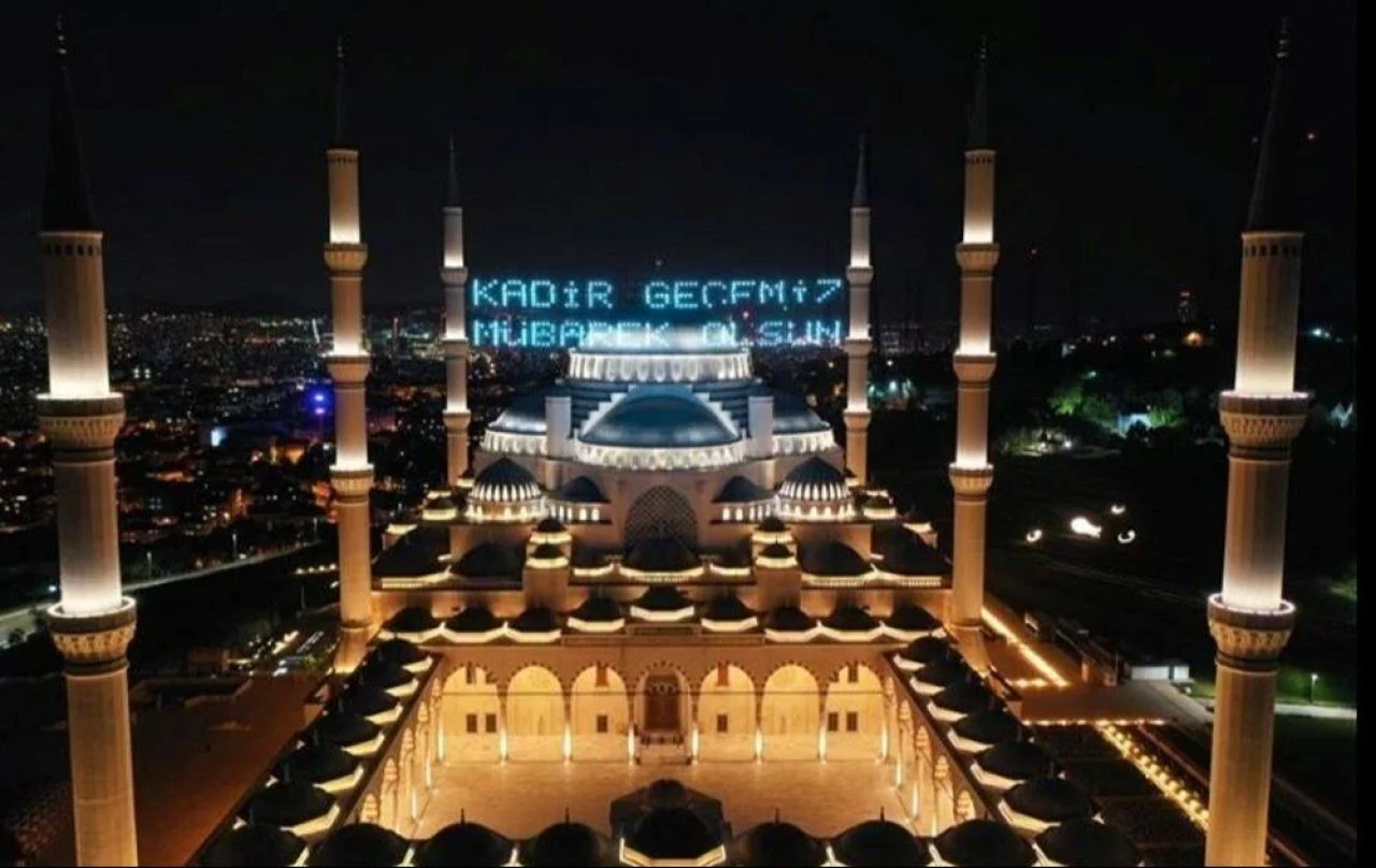 Kadir Gecesi ne zaman ve hangi güne denk geliyor? 2021 Kadir Gecesi'nin önemi