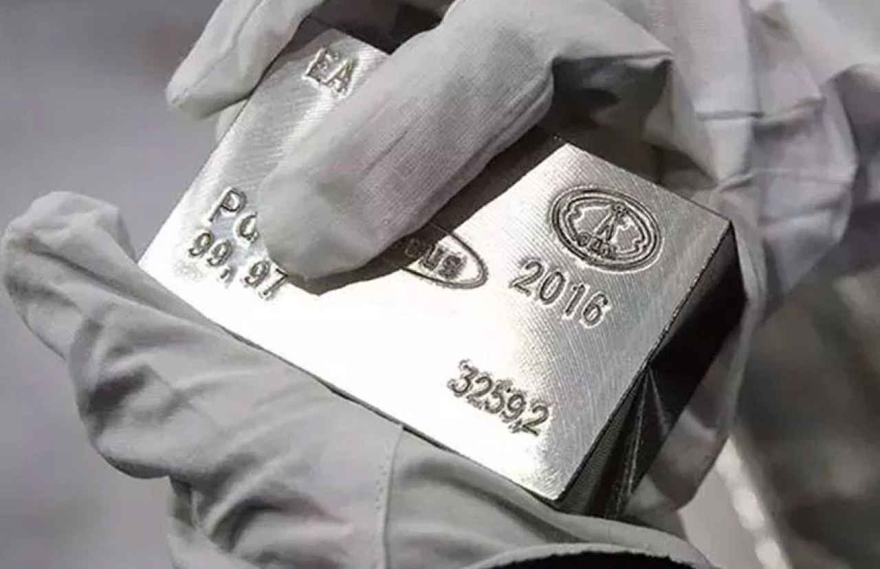 Altın ve gümüş 2025’te uçuş hazırlığı yapıyor