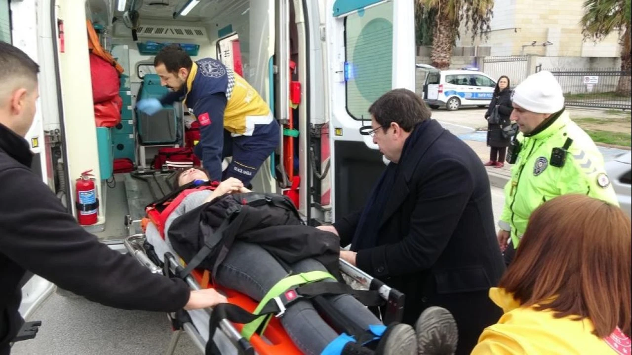 Çanakkale Belediye Başkanı Muharrem Erkek trafik kazası geçirdi