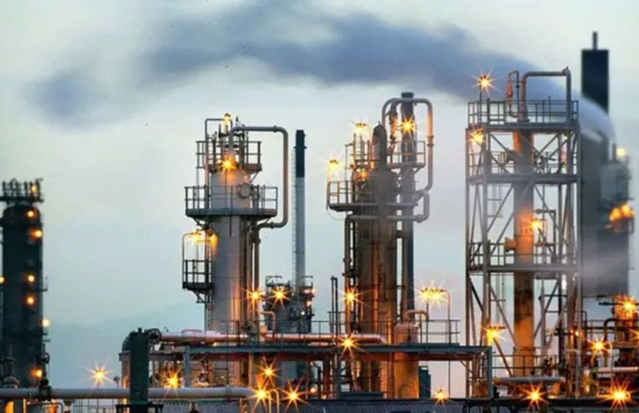 Hava durumu tahmini petrol fiyatlarını düşürdü - 1. Resim