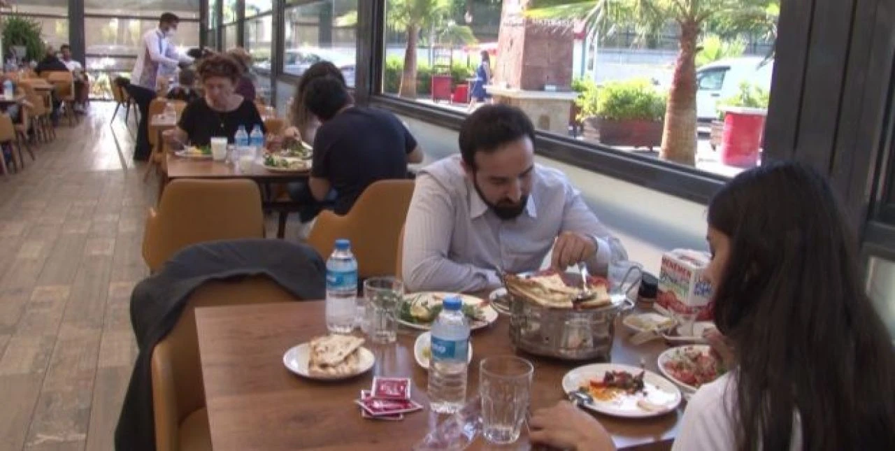 Kafelerde tepki çeken uygulama: Oturduğun süre kadar ücret öde