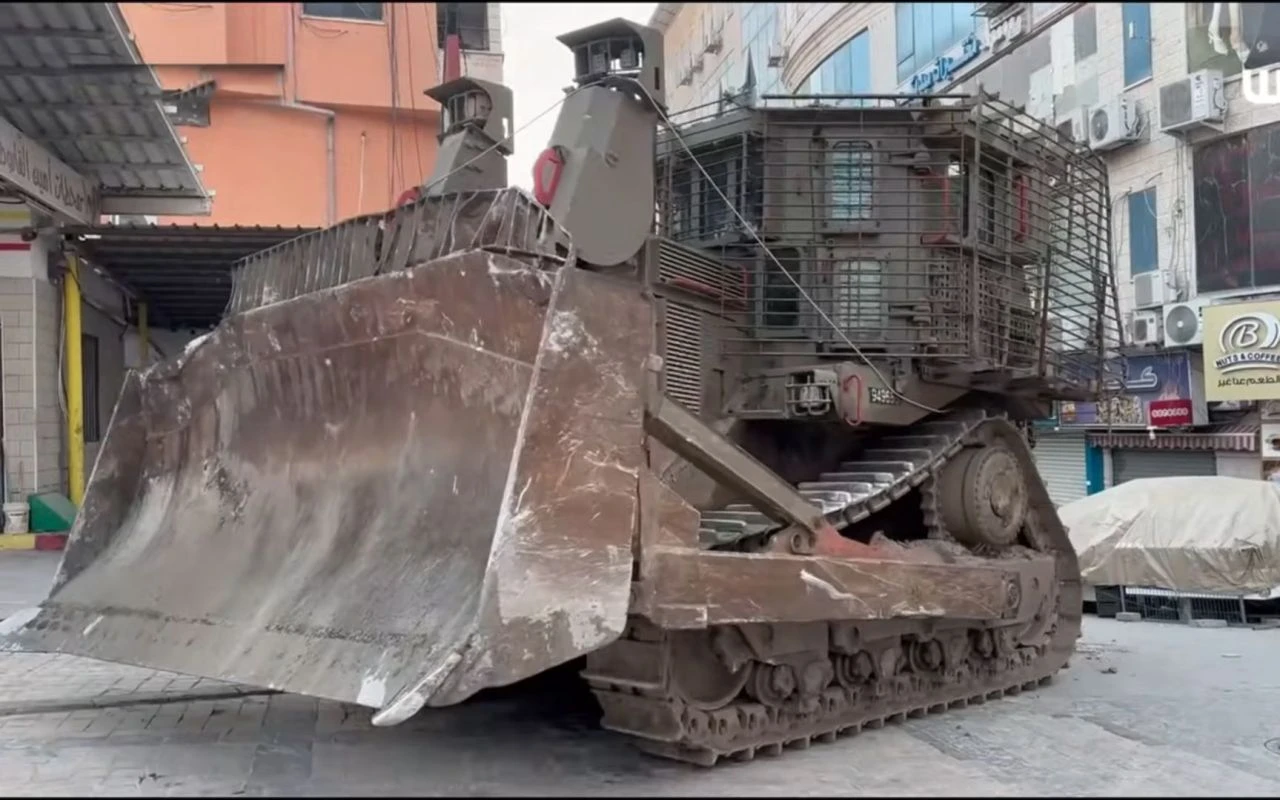 Tulkarem mülteci kampında şiddetli çatışma başladı! İsrail buldozerlerle evleri yıkıyor - 1. Resim