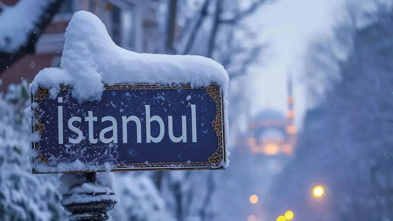 İstanbul'a lapa lapa kar geliyor! Meteoroloji tarih verdi: Her yer buz tutacak - 1. Resim