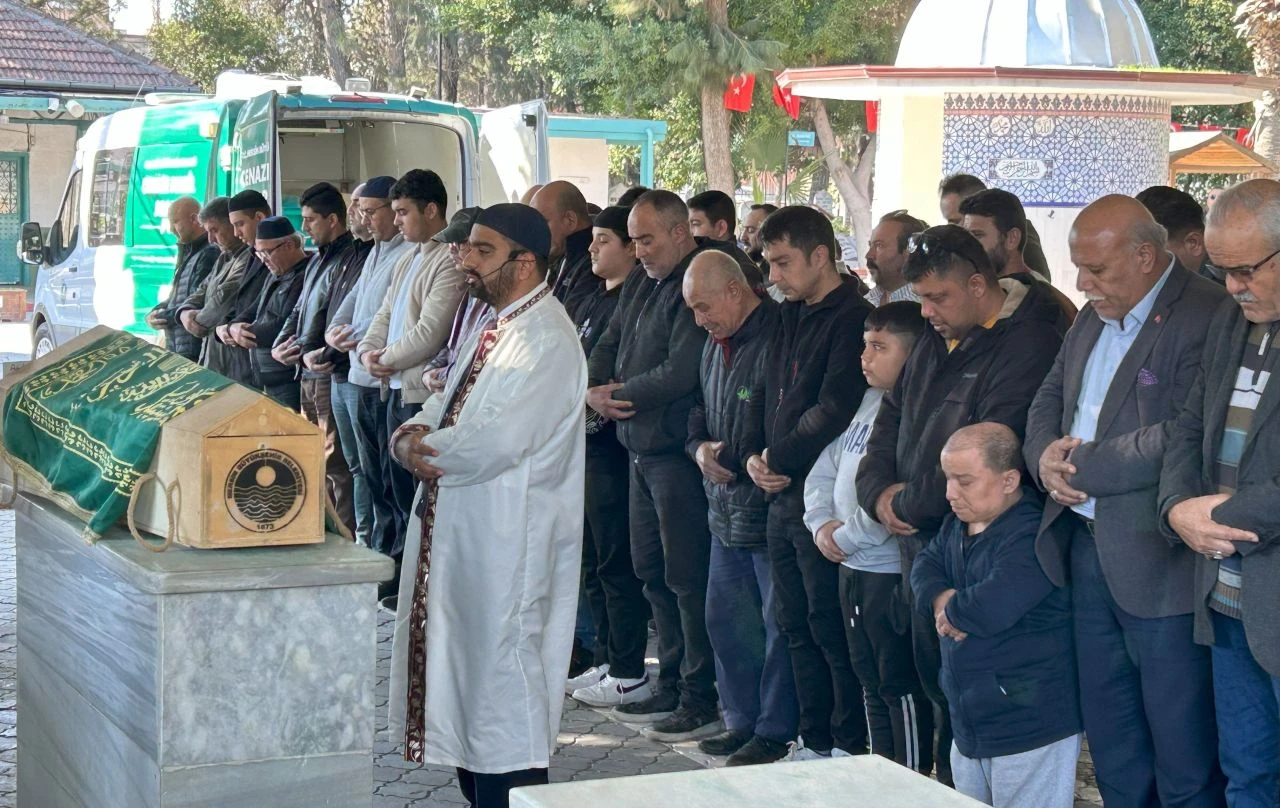 Fenomen çiftin evlat acısı! 5 yaşındaki çocukları hayatını kaybetti