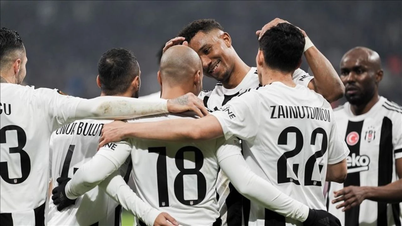 Galatasaray, Fenerbahçe, Beşiktaş maçı spikeri - 6. Resim