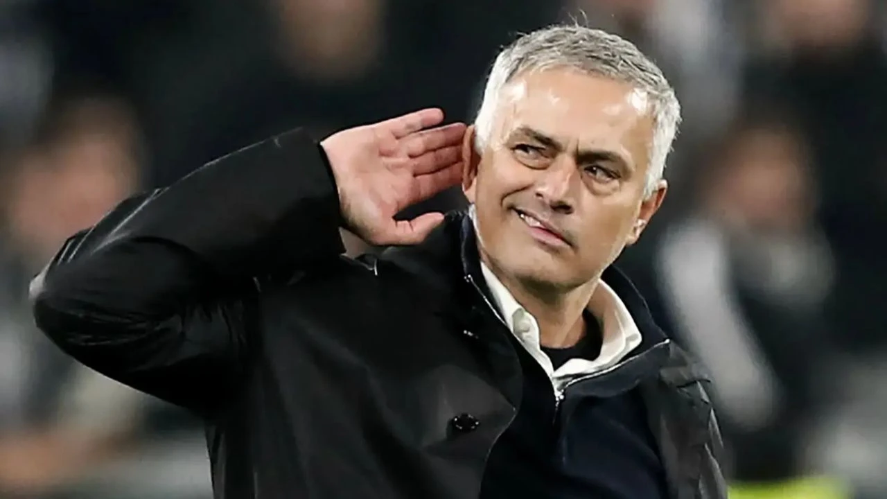 Jose Mourinho neden yok, ceza mı aldı? Mourinho’nun Fenerbahçe Midtjylland maçında neden olmadığı araştırılıyor