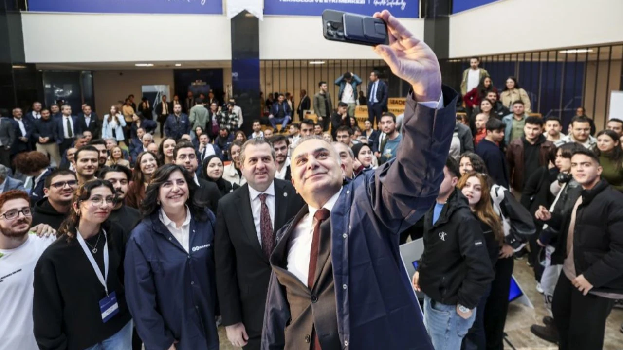 Mobilite teknolojilerinde geleceğin liderleri TEMSA Teknoloji ve Etki Merkezleri’nde yetişecek