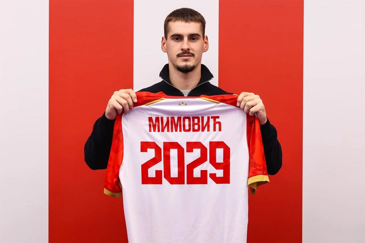 Ognjen Mimovic'in uçağı ne zaman İstanbul'a gelecek? Fenerbahçe'nin yeni transferi yola çıktı - 2. Resim