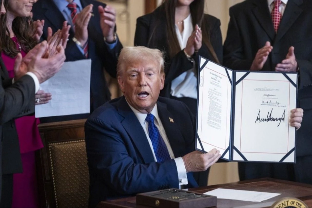 Trump'ın göçmenler operasyonuna 'Nazi' göndermesi: Toplama kamplarına benziyor - 4. Resim