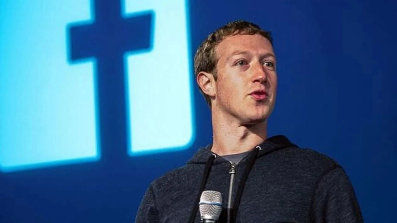 Mark Zuckerberg &#039;değişim&#039; dedi: Facebook &quot;eski günlerine&quot; dönüyor