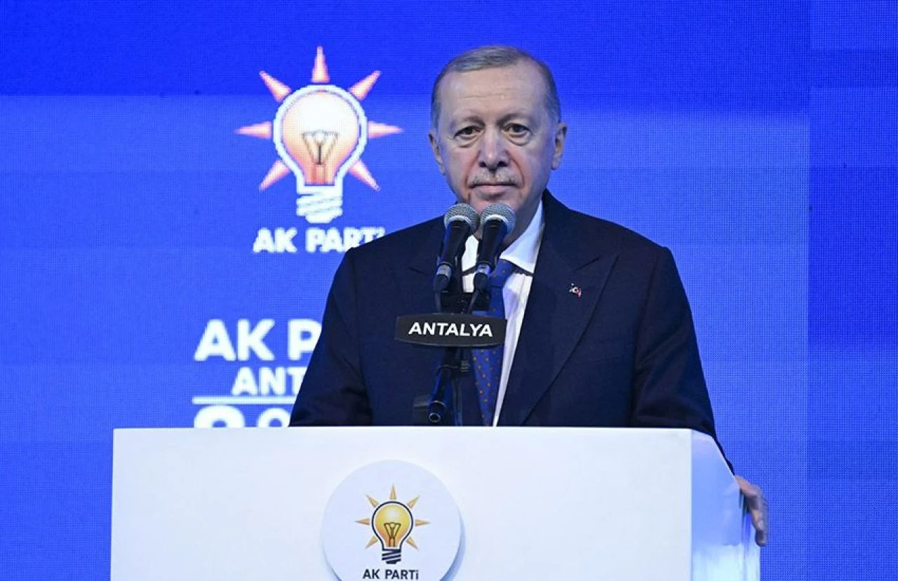 Son dakika | Cumhurbaşkanı Erdoğan'dan seçim mesajı: Muhalefet gibi kayıkçı kavgalarına vaktimiz yok - 1. Resim