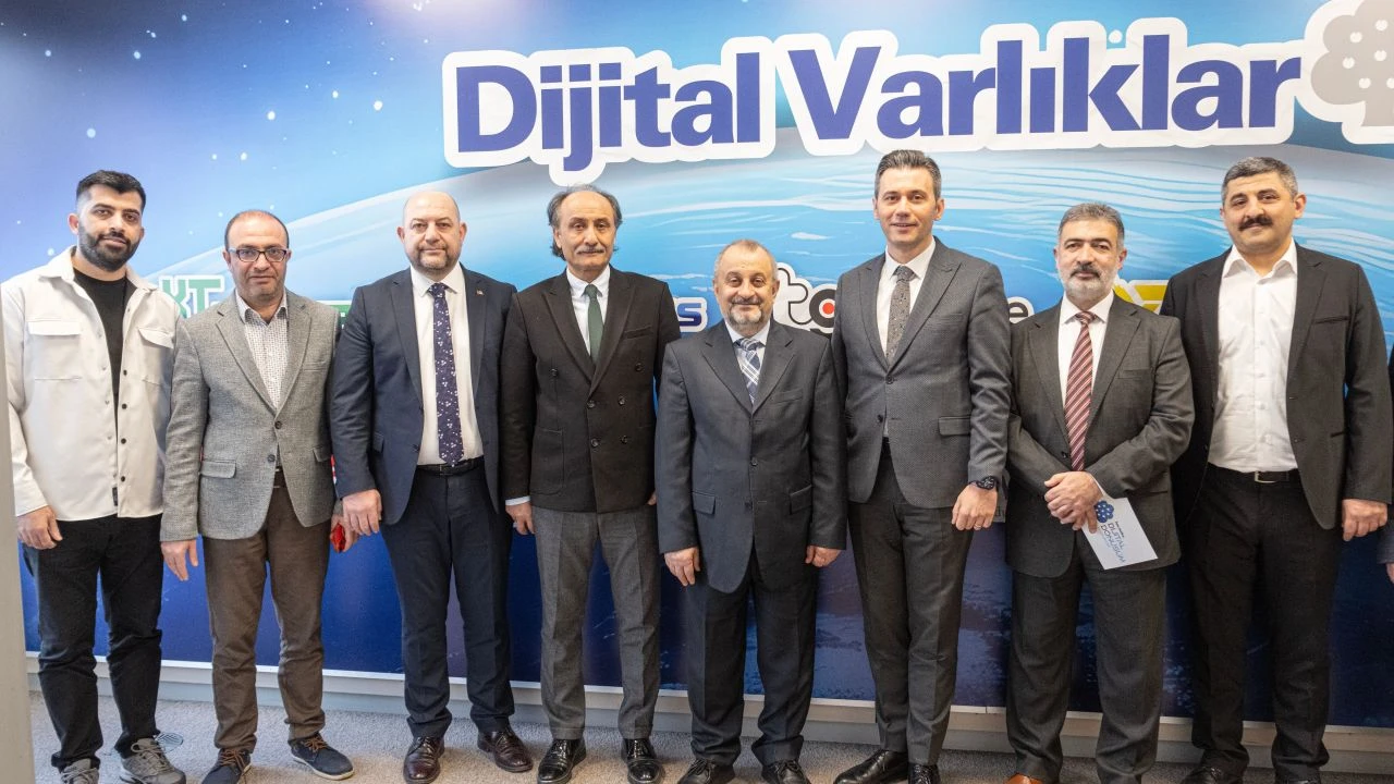 TÜRKSAT Genel Müdürü İhlas Holding'in düzenlediği Teknoloji Buluşmalarına katıldı! 