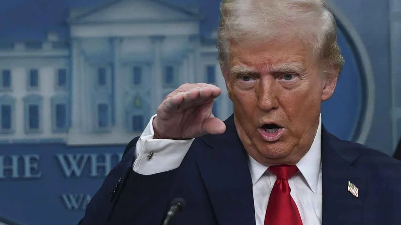 Trump, AB'ye de gümrük vergisi uygulayacaklarını açıkladı - 1. Resim