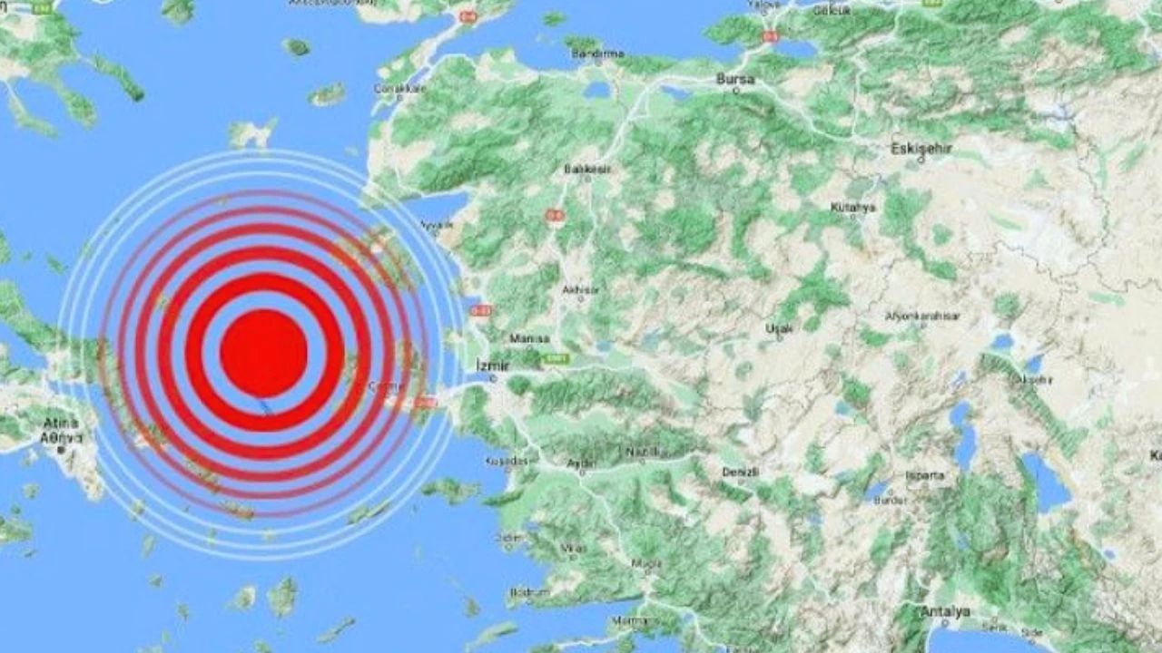 Ege Denizi&#039;nde depremler sürüyor, AFAD&#039;dan açıklama geldi! Miçotakis&#039;ten olağanüstü toplantı: Okullar tatil, etkinlikler iptal