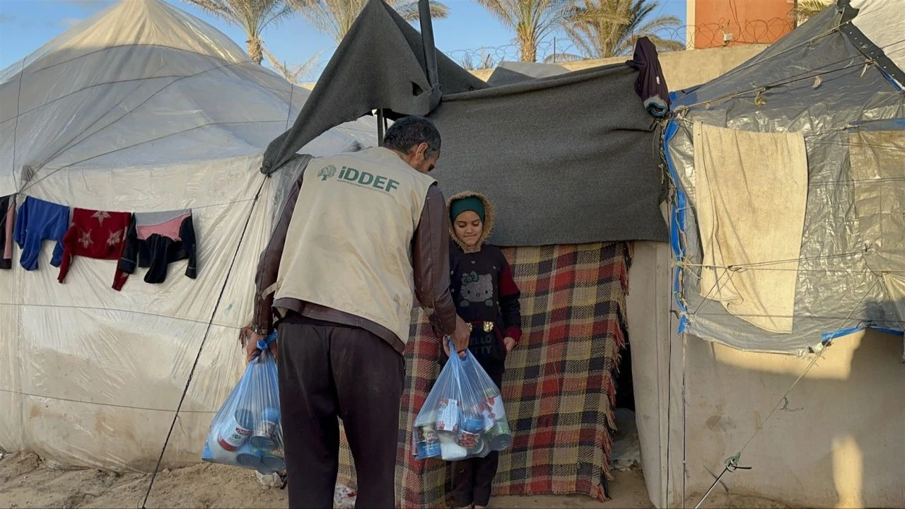 İDDEF'ten Gazze'ye 15 bin koli gıda yardımı