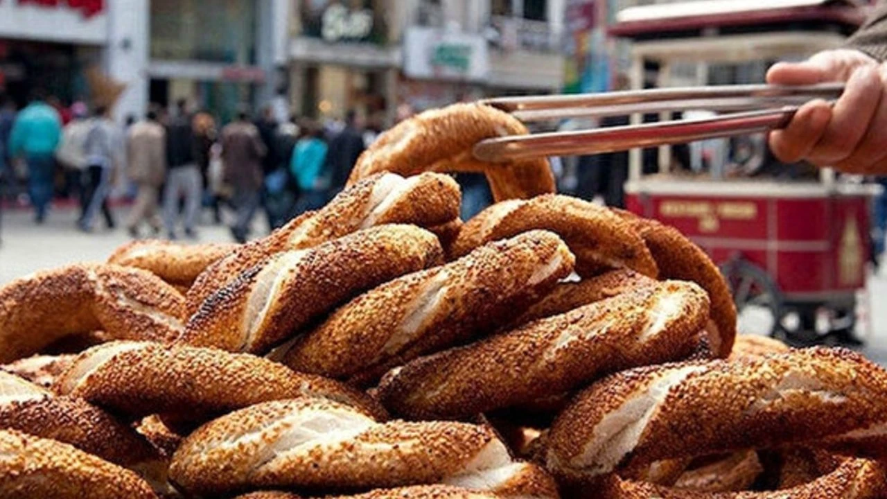 İstanbul&#039;da simit 20 TL oldu! Gizli zam yapan işletmelere yasal işlem başlatıldı