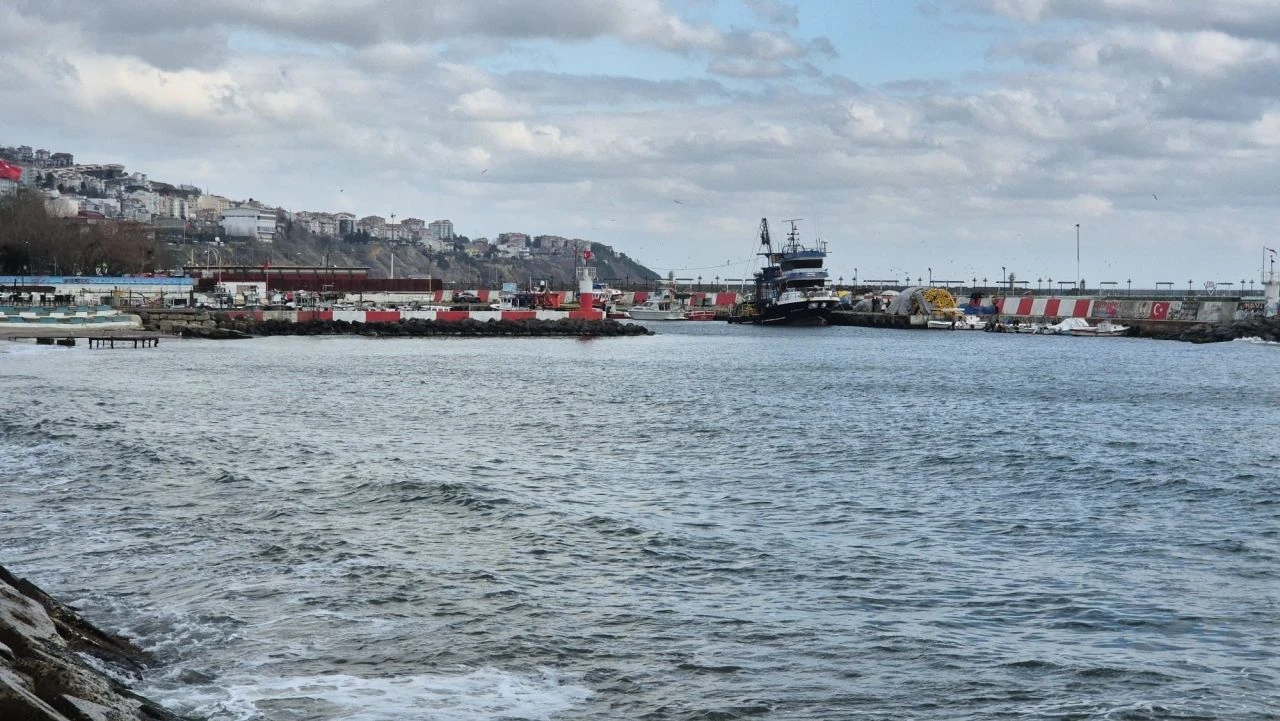 Marmara'da ulaşıma poyraz engeli