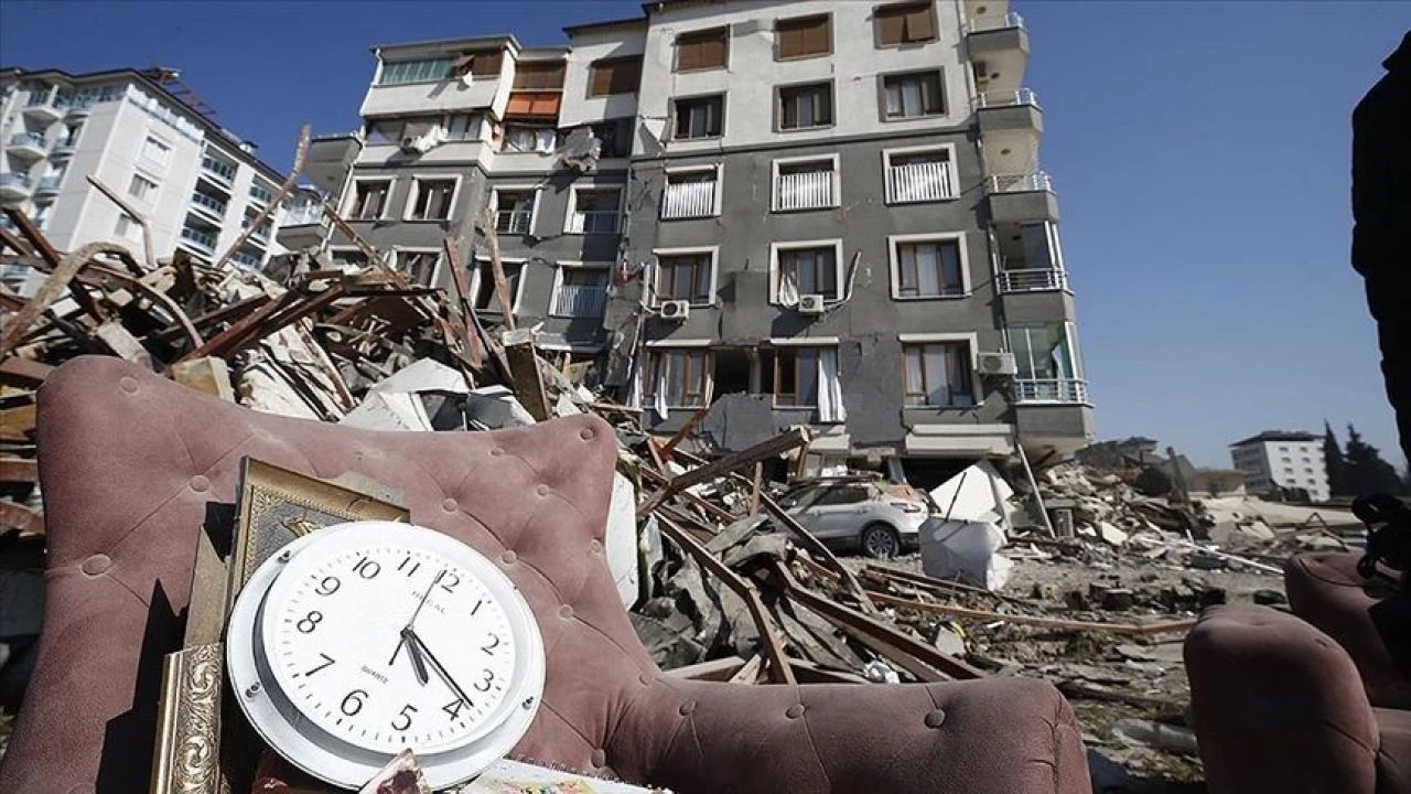 6 Şubat depremi kaç dakika sürdü? 7.7 deprem saniyelerce sürdü - 1. Resim