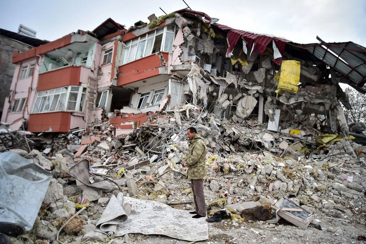 6 Şubat depreminde yıkılan bina sayısı yeniden gündemde - 1. Resim
