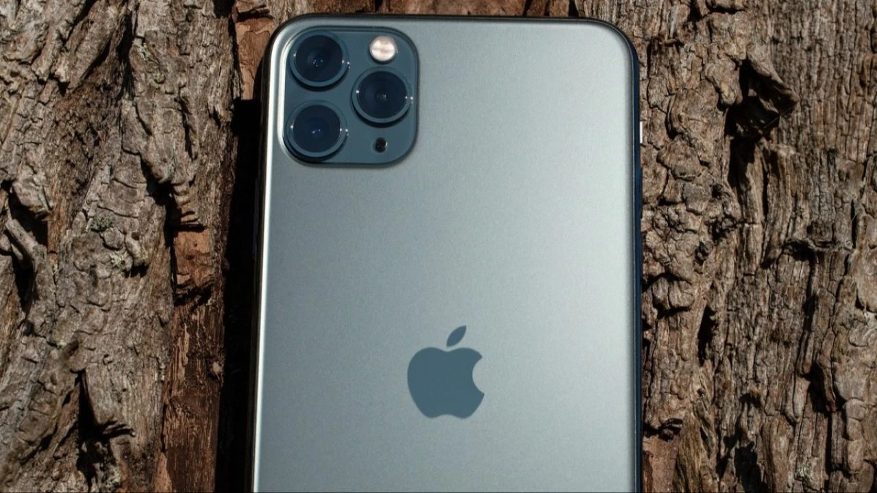 Apple, iPhone 11 serisine özel bir iOS 18.3 güncellemesi yayınladı - 2. Resim