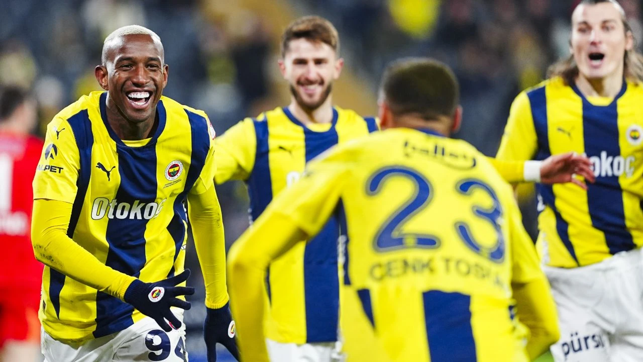 Fenerbahçe Erzurumspor'u kupa maçında 5-0 mağlup etti!