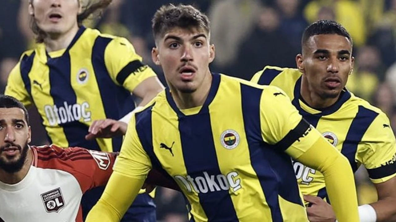 Fenerbahçe&#039;de 3 Stoper sırayla sakatlandı!