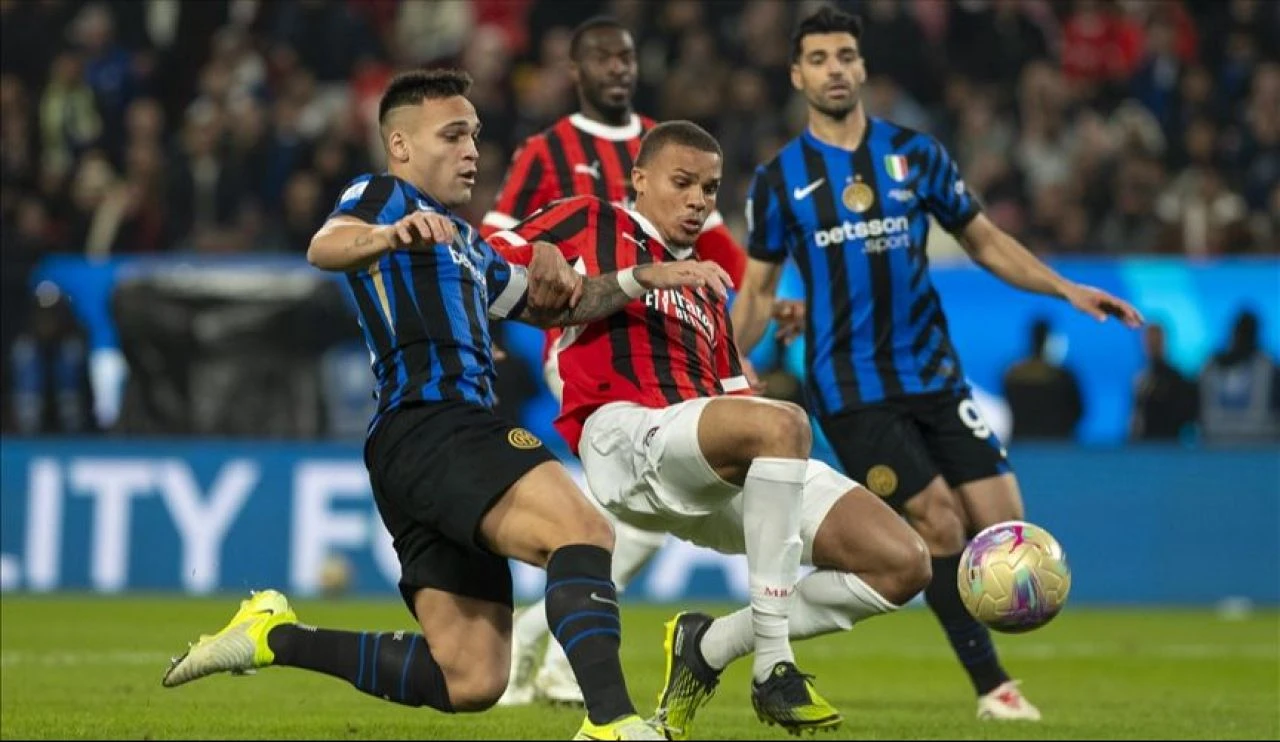 Milan-Roma maçı hangi kanalda? Karşılaşma şifresiz olarak yayınlanacak - 1. Resim