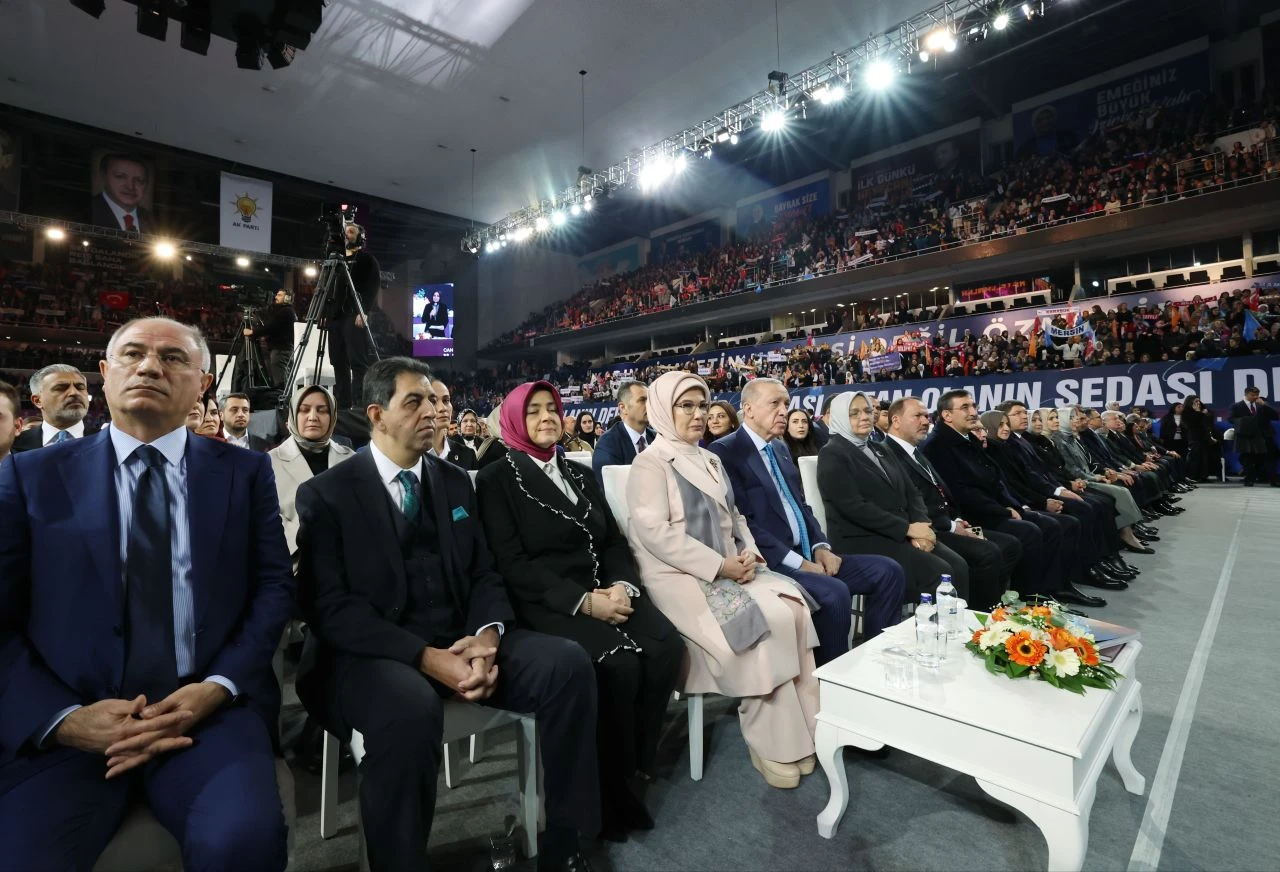 Son dakika | Cumhurbaşkanı Erdoğan'dan Özgür Özel'e slogan cevabı: 'Muhatap alıp cevap versek bize yazık' - 1. Resim