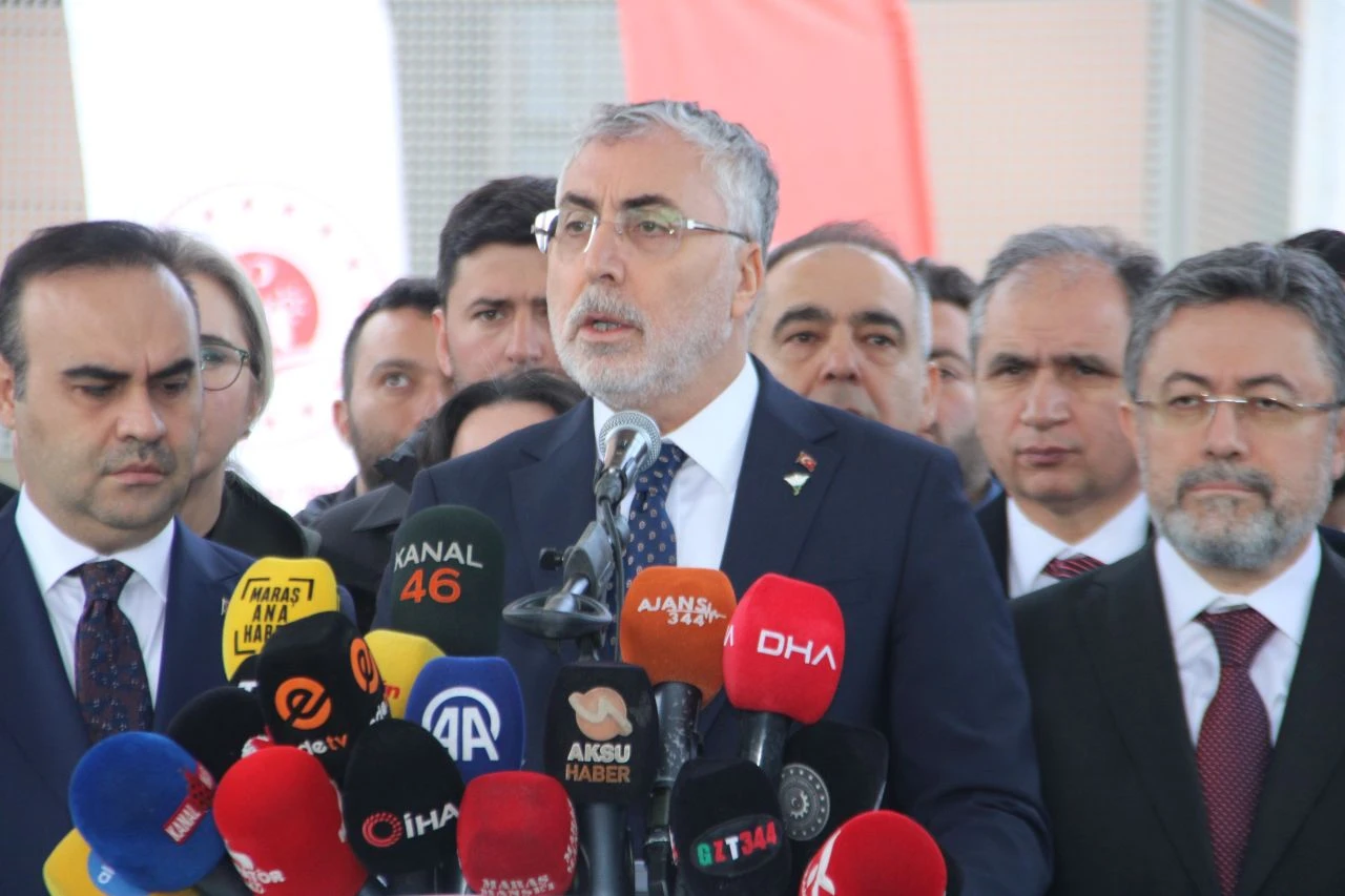 Bakan Işıkhan'dan 15 milyar TL'lik kaynak müjdesi! Deprem bölgesinde mücbir sebep hali uzatıldı! İşte getirilen kolaylıklar - 2. Resim