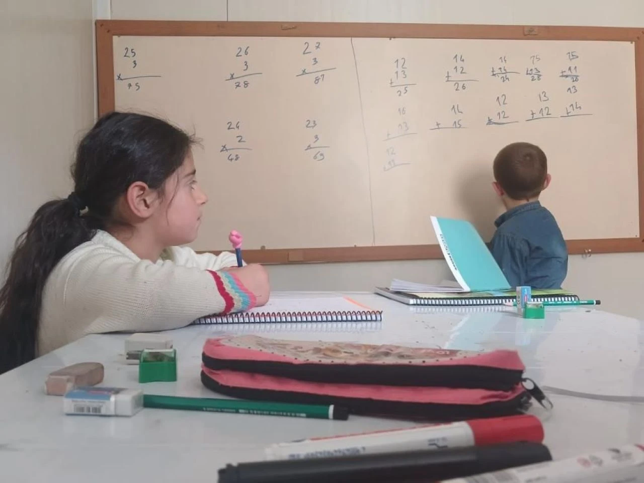Bu okul başka okul: Van'da bir öğretmen, iki öğrenci