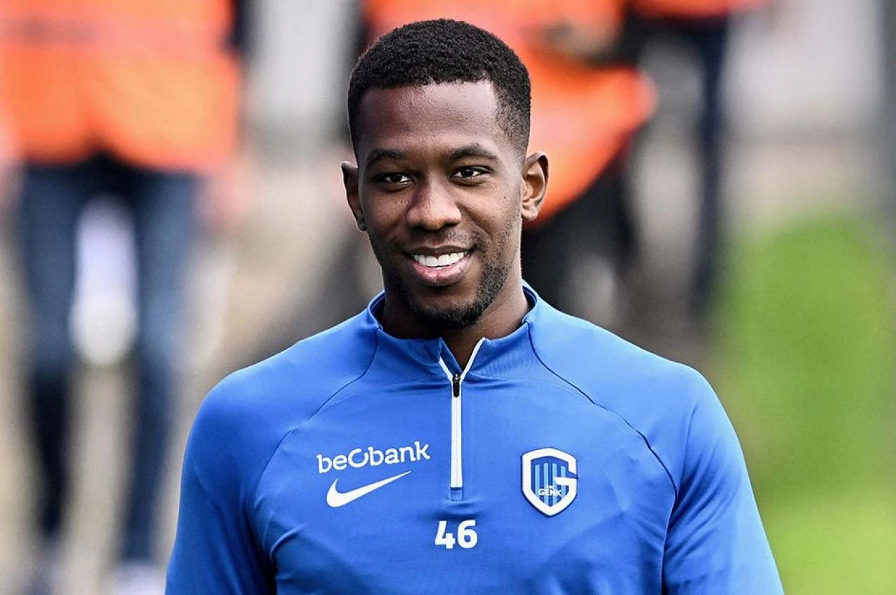 Galatasaray'ın yeni transferi Carlos Cuesta İstanbul'da - 1. Resim