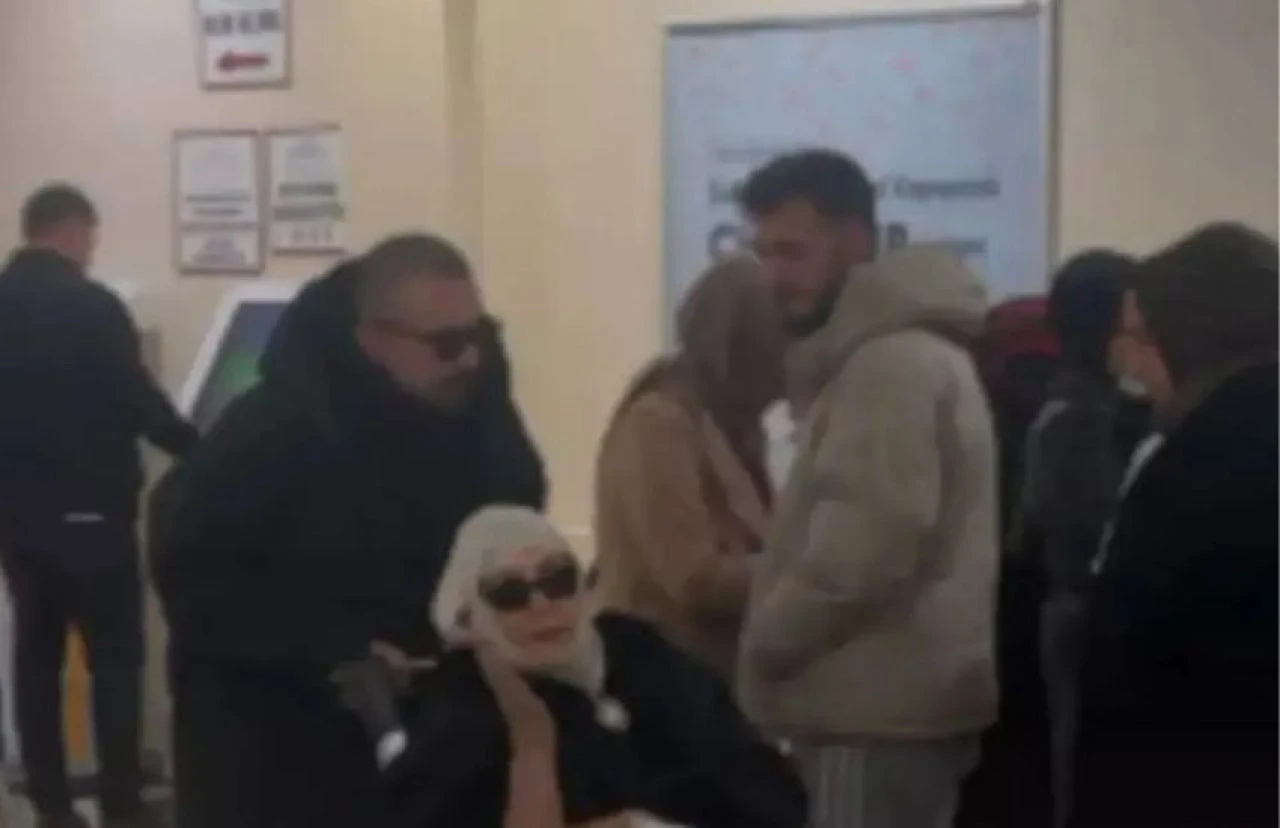 Hastaneye kaldırılan Necla Nazır son sağlık durumunu anlattı - 1. Resim