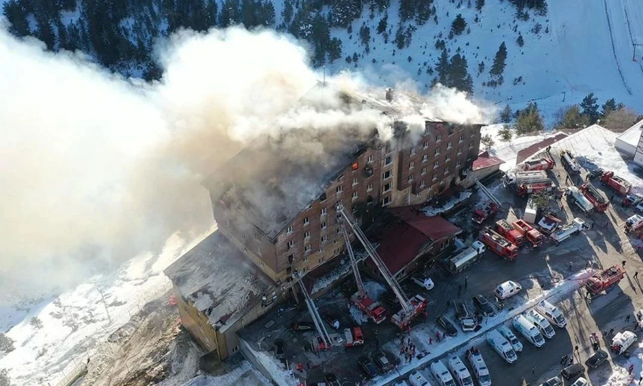 Kartalkaya'daki yangın faciasında İl Özel İdaresi’nden iki isim tutuklandı!  - 1. Resim