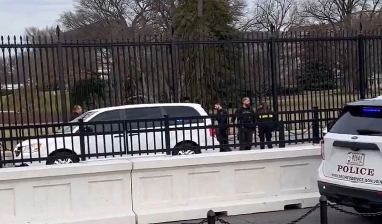 Keskin nişancılar hedefe kilitlendi, Gizli Servis harekete geçti: Beyaz Saray'da hareketli anlar - 3. Resim