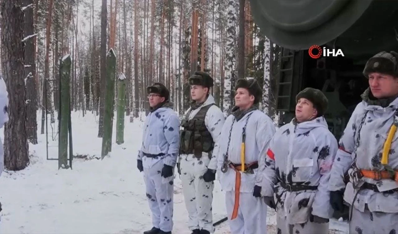 Putin gözünü kararttı! Batı'ya ve Ukrayna'ya nükleer füze 'Yars' ile gözdağı - 1. Resim