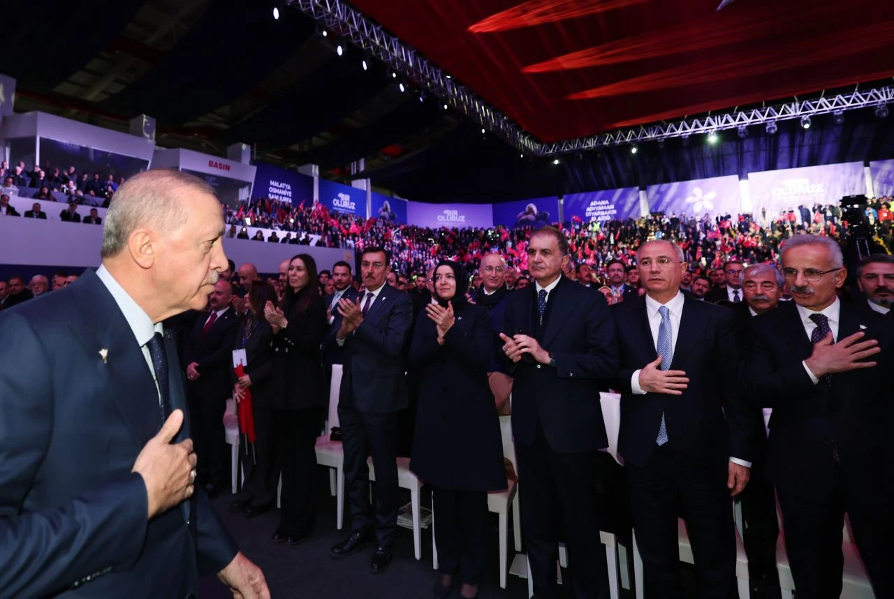 Son dakika | Cumhurbaşkanı Erdoğan 'evine girmeyen kalmayacak' diyerek duyurdu: Yılbaşına kadar 453 bin konut yapacağız - 3. Resim